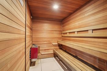 Invigorating sauna